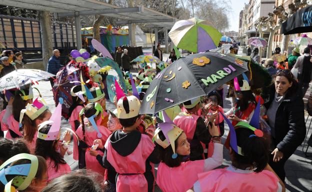 Los desfiles de disfraces escolares abren hoy el carnaval en Cuéllar