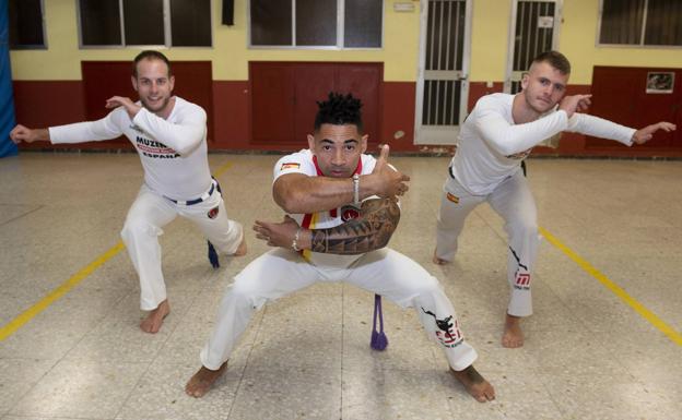 Los embajadores de la capoeira