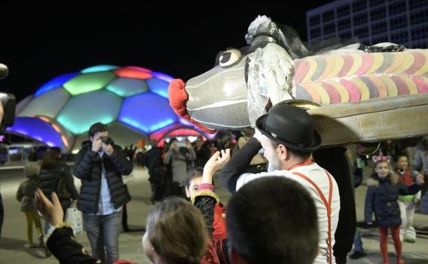 Broche vecinal al carnaval de Valladolid con Miguel Delibes