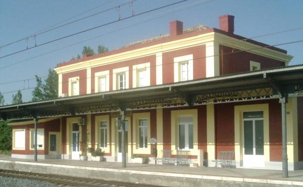 Buenas sensaciones tras la reunión entre la Mesa del Ferrocarril de Ávila y el Ministerio