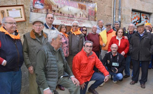 La Peña Puerta del Desencierro de Ciudad Rodrigo homenajea a sus Porteros Mayores