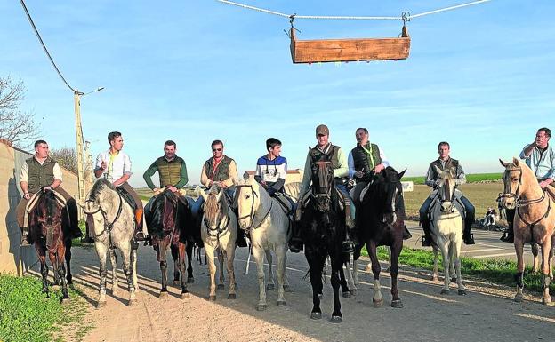 Peñaflor recupera el esplendor de las tradiciones de antaño