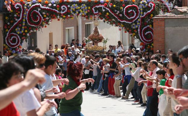 La romería de Bernardos logra la declaración de Interés Cultural Provincial