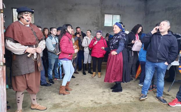 La lluvia obliga a trasladar de lugar la celebración de la matanza en Cepeda