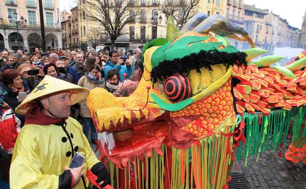 Segovia despide el carnaval con premios a los mejores disfraces y coplas