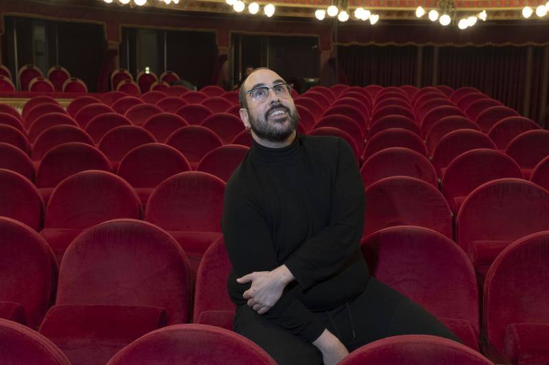 Alberto Velasco: «El teatro vive una relación de desencuentro con el público joven»