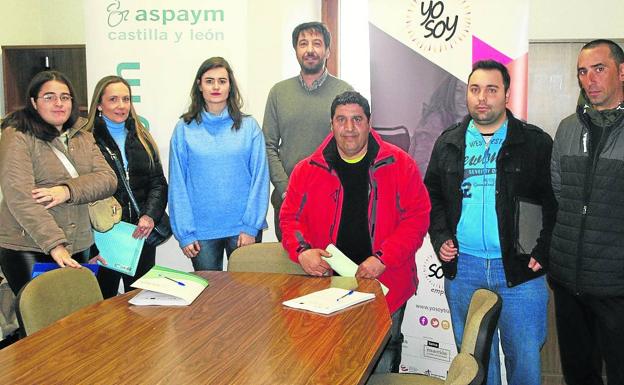 Aspaym presenta en Olmedo su plan de empleo para personas con discapacidad