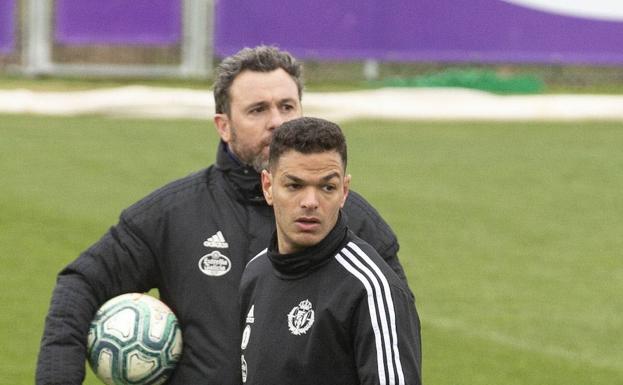 Ben Arfa vuelve a la lista de Sergio González en una jornada con urgencias