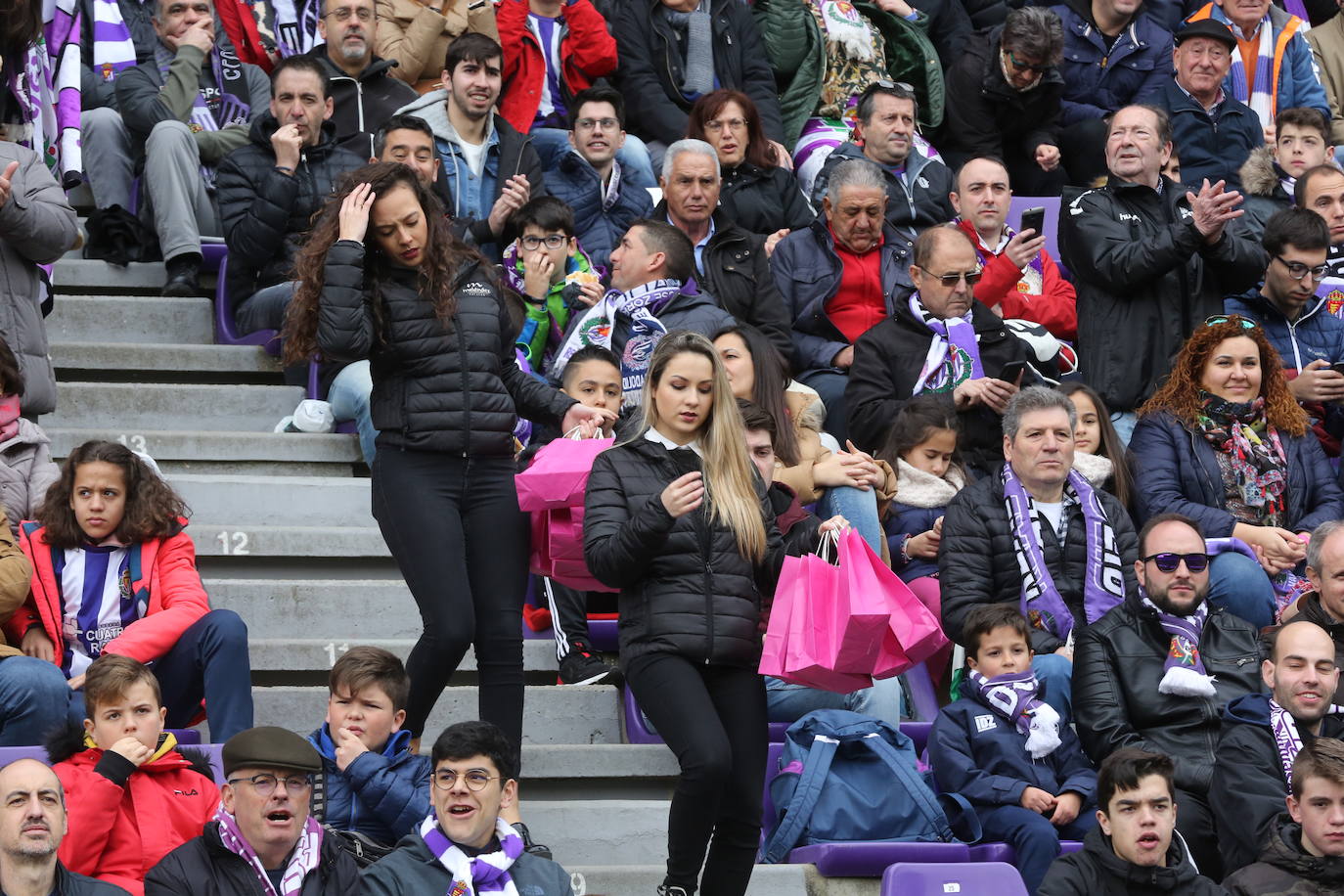 Búscate en las gradas del estadio José Zorrilla (3/3)