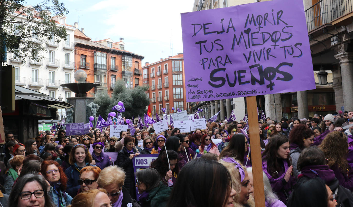 Manifestación matutina con motivo del Día Internacional de la Mujer en Valladolid