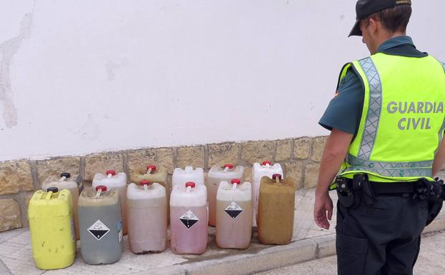 La Guardia Civil detiene a un hombre por robar gasóleo y cable una nave agrícola de Tizneros