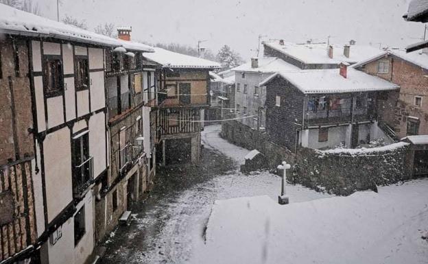 La Alberca 'fía' a sus vecinos para no tener que manejar dinero