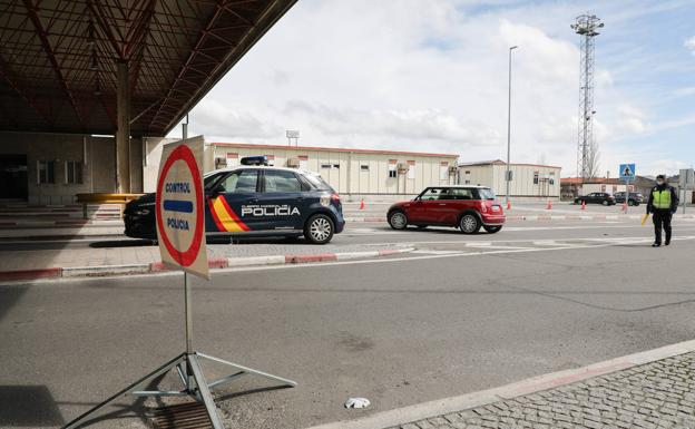 Cerrados todos los pasos fronterizos de las carreteras autonómicas en la provincia de Salamanca