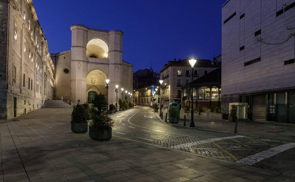 Instaladas cuatro tiendas en el parking del Río Hortega de Valladolid para realizar test rápidos