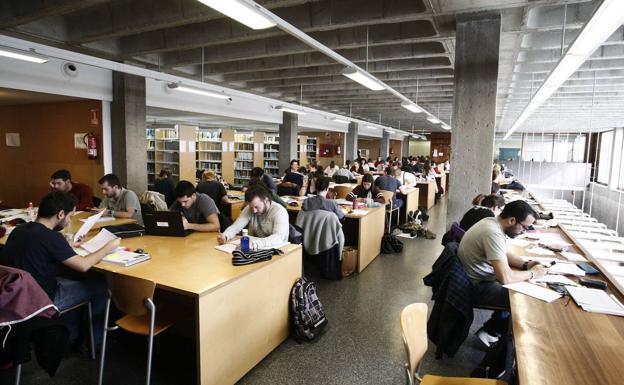 La USAL ofrece acceso 'on line' a 40.000 libros y 24.000 revistas electrónicas de sus bibliotecas