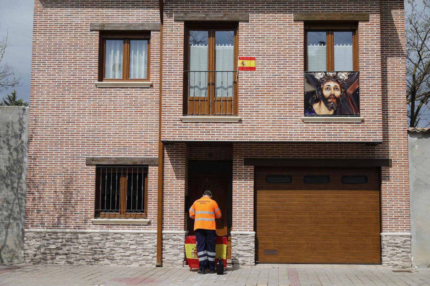 Simbólica Bajada del Ángel en Peñafiel