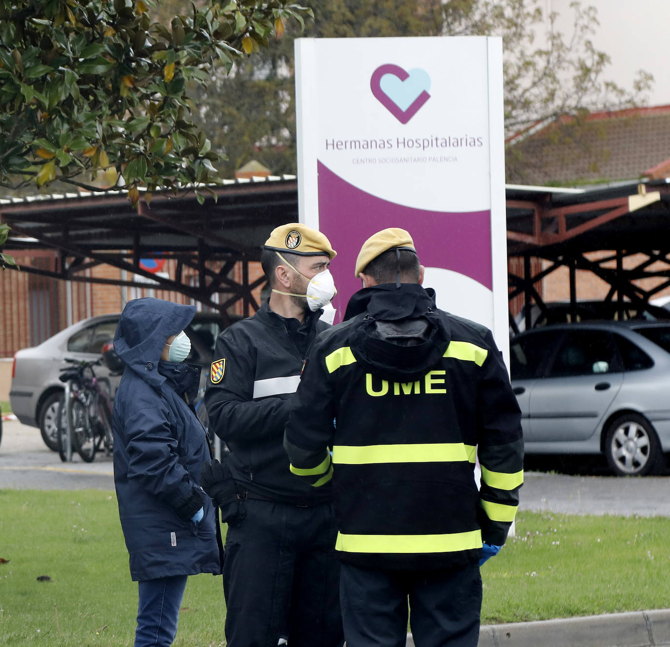 La UME prosigue con tareas de desinfección en Palencia