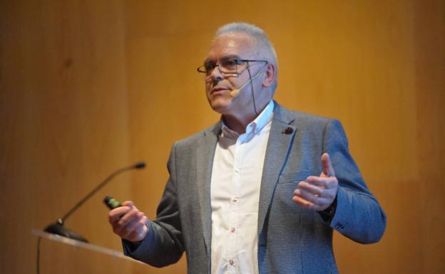 El catedrático de la UVa Alfonso Gordaliza, elegido miembro del grupo Covid-19 del Ministerio de Ciencia