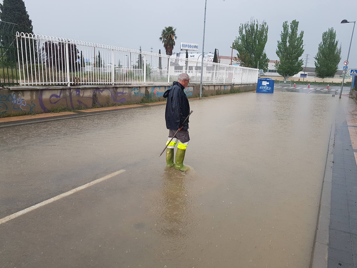 La tormenta provoca inundaciones en Valladolid capital y Arroyo de la Encomienda
