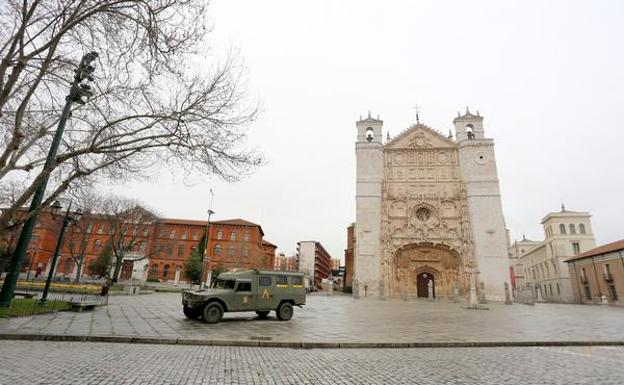 La UME cesa los controles en las localidades en Castilla y León pero continúa con las tareas de descontaminación