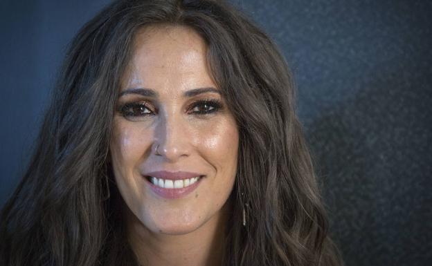 Malú le dedica a a su bebé su primera canción: «No tengas miedo, estoy aquí, tejiendo alas para ti»
