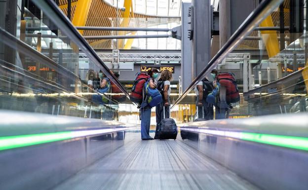 Editorial: Caída libre