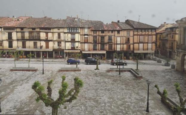 Las tormentas de la pasada noche dejan 383 rayos y descargan casi 12 litros en Valladolid