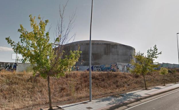 Identifican a 28 jóvenes por saltarse el confinamiento para hacer botellón en los depósitos de agua de León
