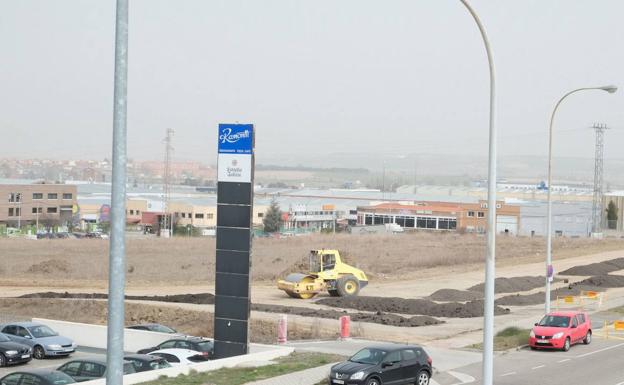 El aparcamiento provisional del polígono de San Cristóbal de Valladolid tendrá 230 plazas