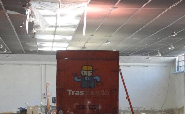 Herido grave tras caer por un tejado en un aparente intento de robo en Argales