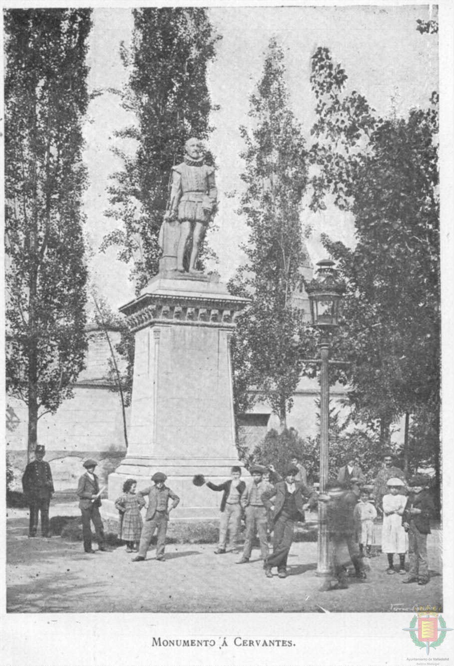 Estampas del Valladolid antiguo (XLI): el monumento a Miguel de Cervantes