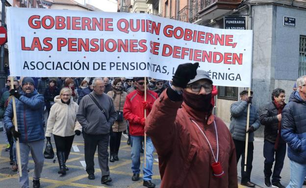 El número de pensionistas en Castilla y León cae en un mes en 3.959 personas debido a la covid