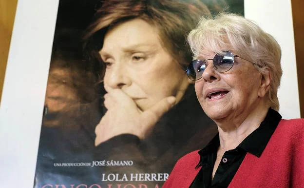 Lola Herrera: «El teatro español es frágil, de vez en cuando está malito pero siempre se recupera»