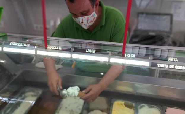 Cómo preparar en casa el auténtico mantecado valenciano