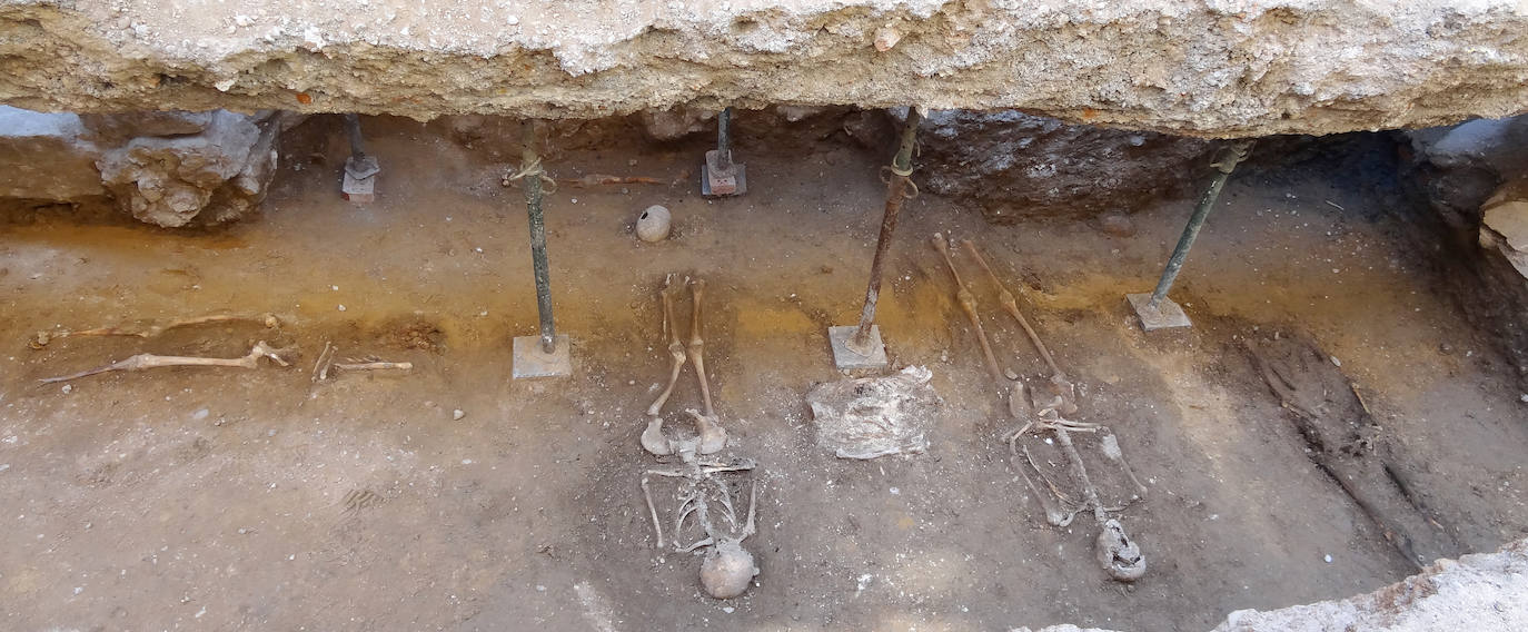 Excavaciones en el centro de Valadolid para hallar la capilla de Las Maravillas del Convento de San Francisco y los restos del rey irlandés Hugh O'Donell