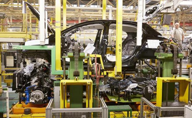 Renault planea suprimir 15.000 empleos en el mundo, un tercio de ellos en Francia