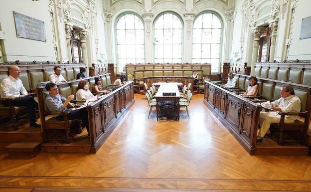 Valladolid lanzará una campaña de promoción del comercio, hostelería y turismo con 800.000 euros