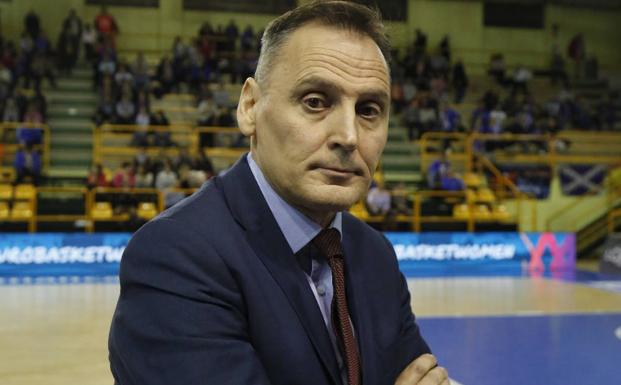 Íñiguez:«Posiblemente Avenida no pueda permitirse el lujo de jugadoras como Loyd»