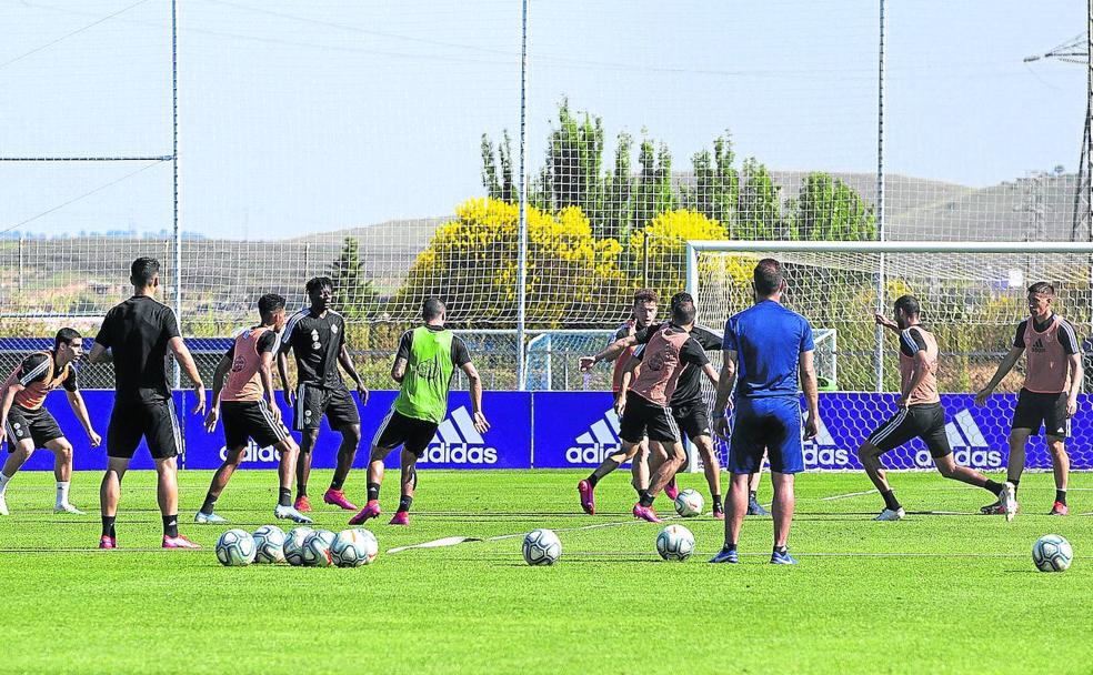 Hoja de ruta contrarreloj con dos fechas en rojo