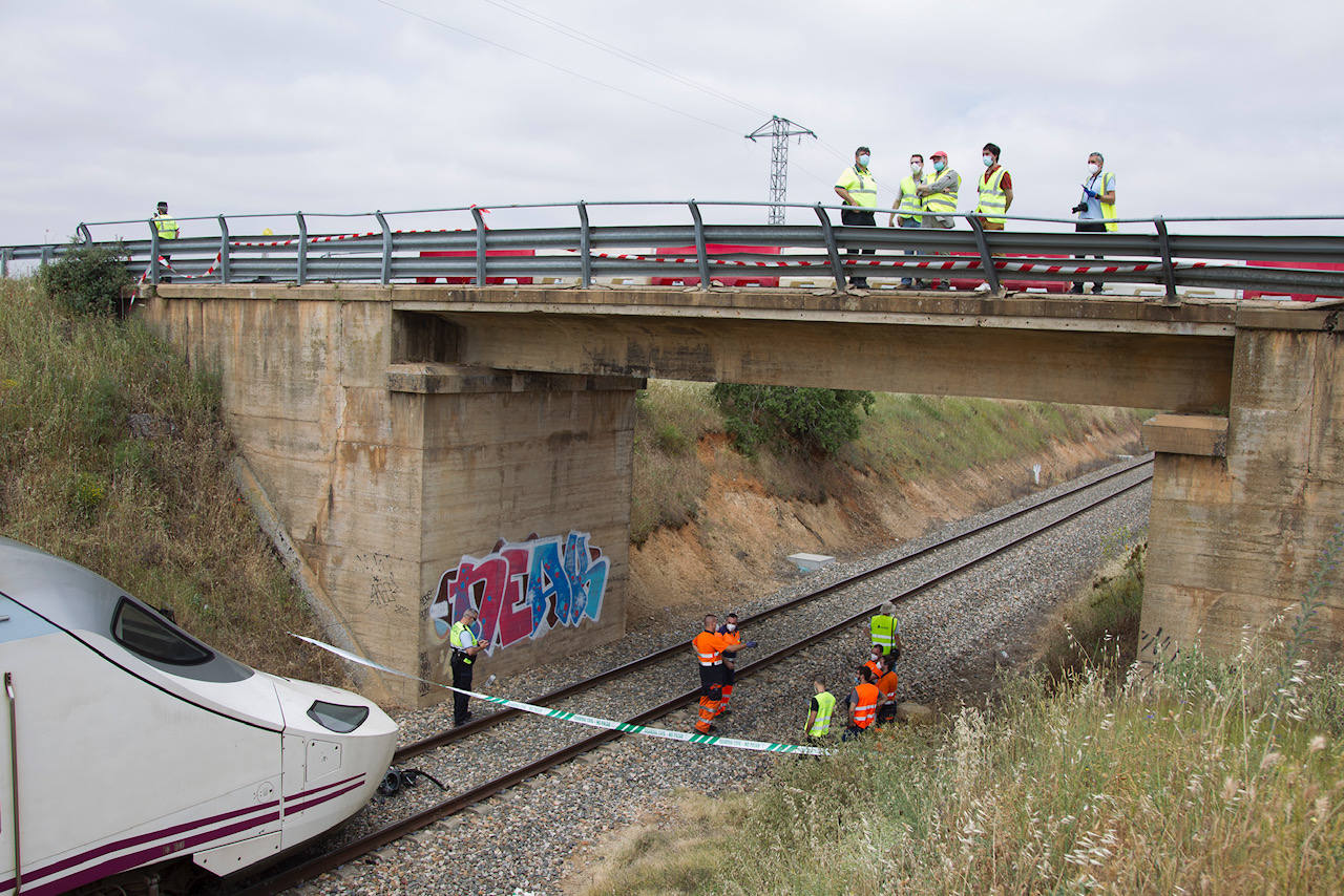 Comienza la investigación del accidente de tren en La Hiniesta