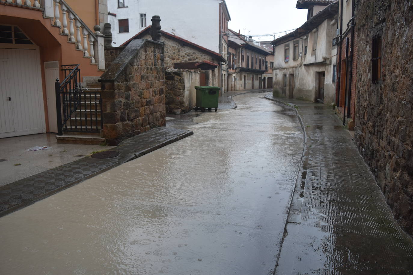 Palencia, en aviso amarillo por lluvias y fuertes tormentas