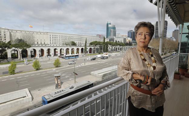 Araceli Mangas: «No se pueden arrumbar los derechos humanos con la excusa de salvar vidas»