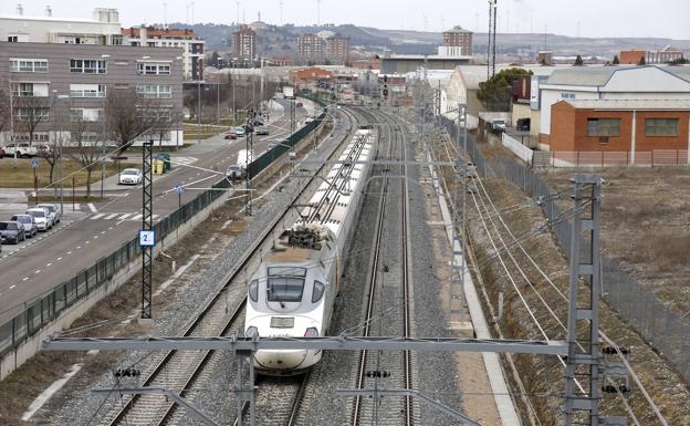 Adif implanta un avanzado sistema de gestión de la circulación de trenes entre León y Palencia