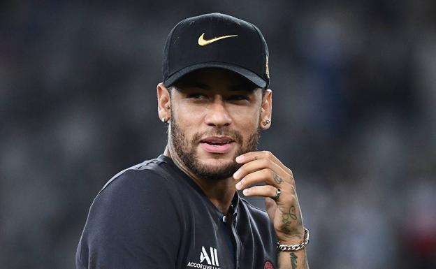 Neymar, denunciado por homofobia