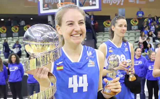 El CB Avenida anuncia la renovación de la alero británica Karlie Samuelson