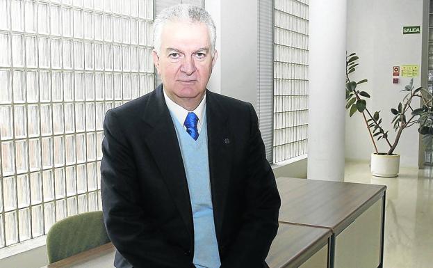 «Existe similitud entre mi cese y el de Pérez de los Cobos, no han sido justificados»