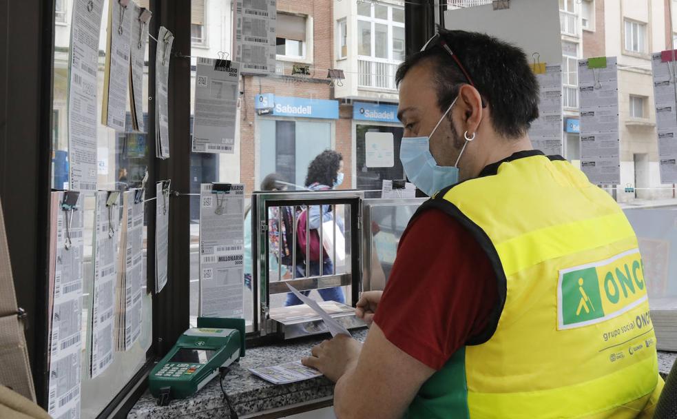 «¡No sabía que ya abrías, pues dame un cupón para hoy!»