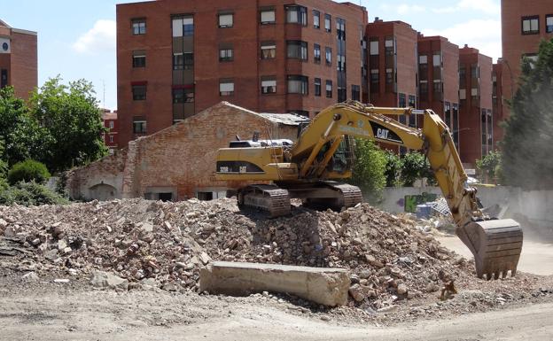 El barrio vallisoletano de La Victoria dice adiós a la planta de Ovosec para dar paso a adosados