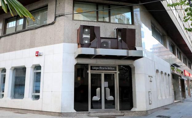 El Colegio de Médicos de Salamanca dona 6.000 euros a Cáritas y al Banco de Alimentos