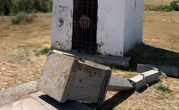 Destrozan la misma cruz de los Altos de la Piedad de Segovia justo un año después del anterior ataque